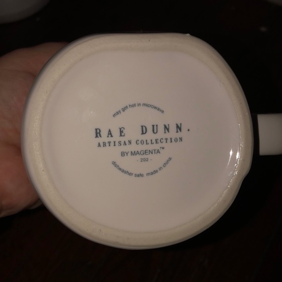 NEW RAE DUNN “XOXO” MUG 🍰❤️ - Picture 4 of 4